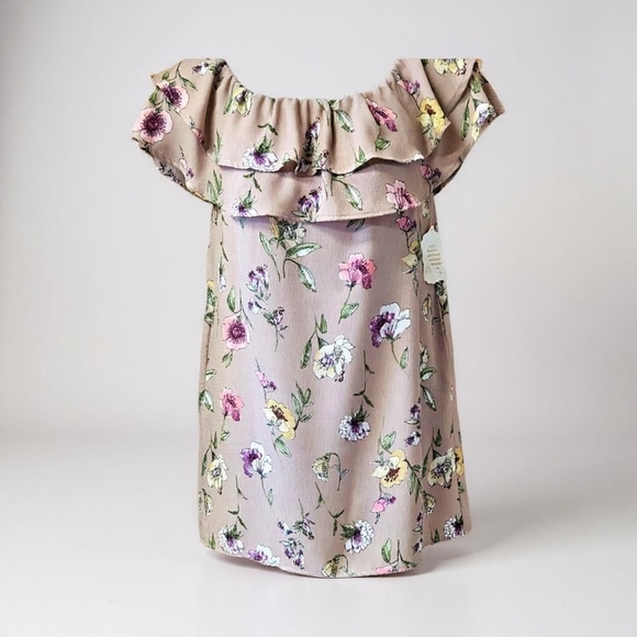 Altar'd State Textured Knit Top in Cream and Tan - Picture 1 of 16